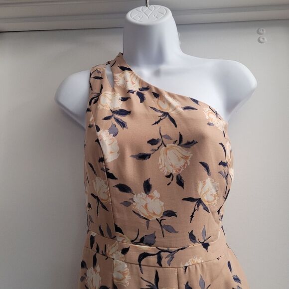 Floral One-Shoulder Jumpsuit - Picture 2 of 7